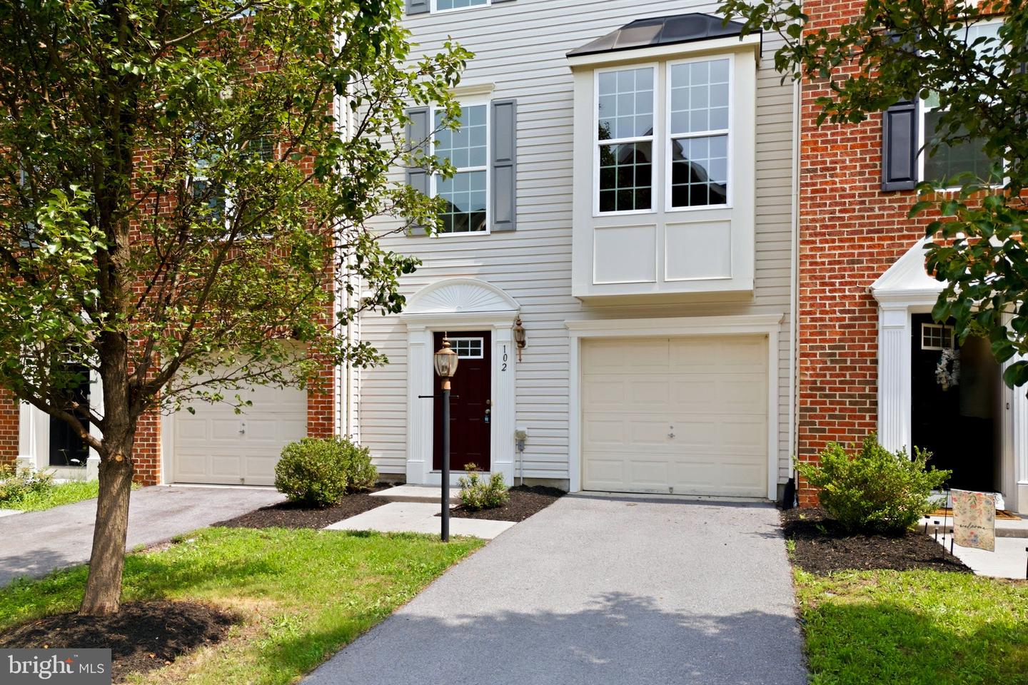 102 Argyle Ct Property Photo 2