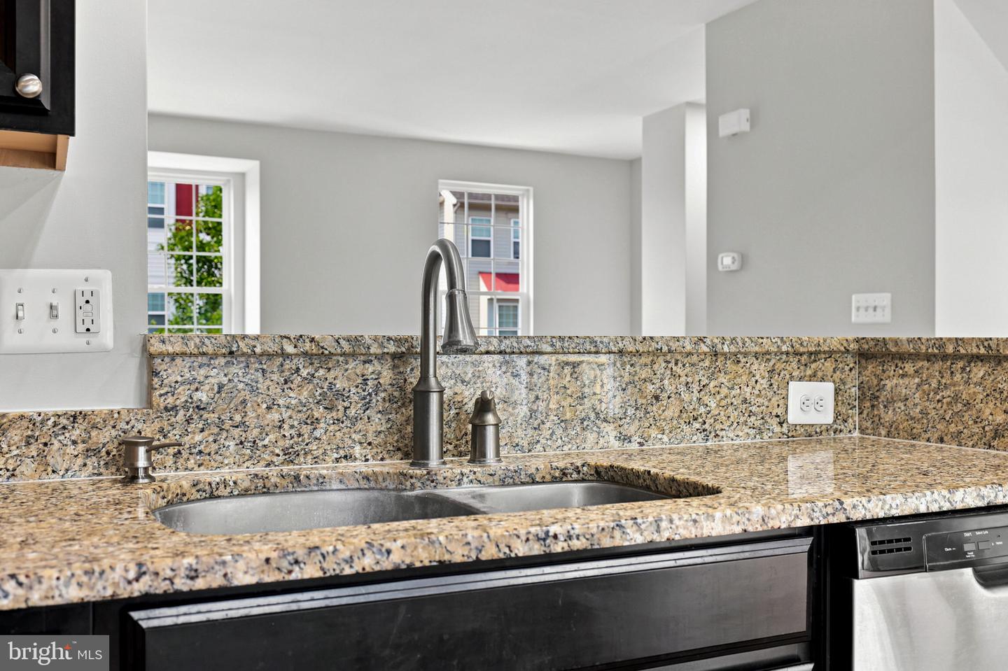 102 Argyle Ct Property Photo 13