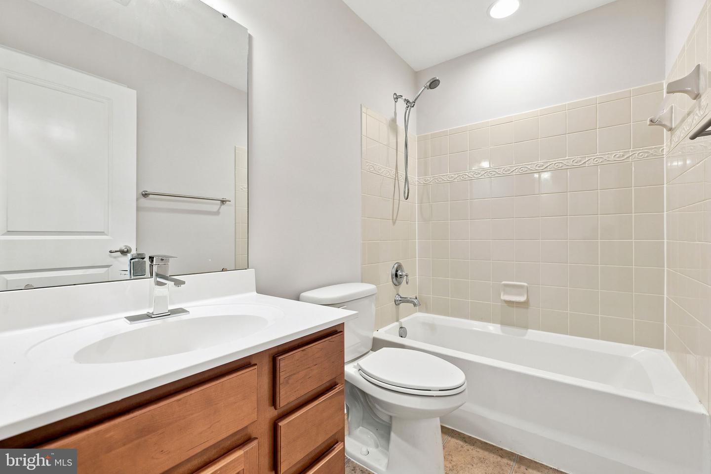 102 Argyle Ct Property Photo 34