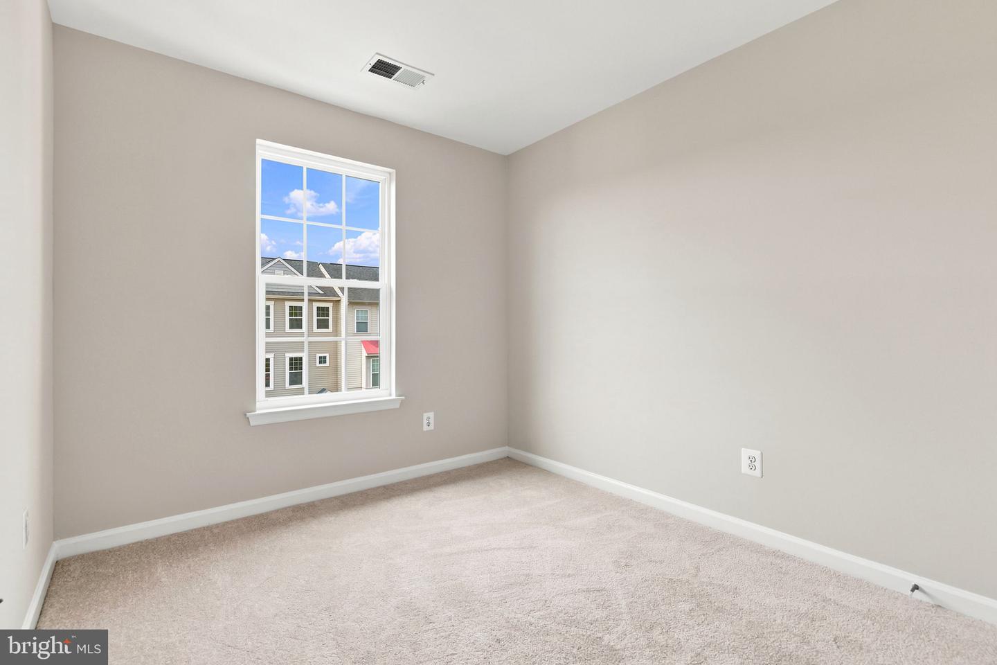 102 Argyle Ct Property Photo 38