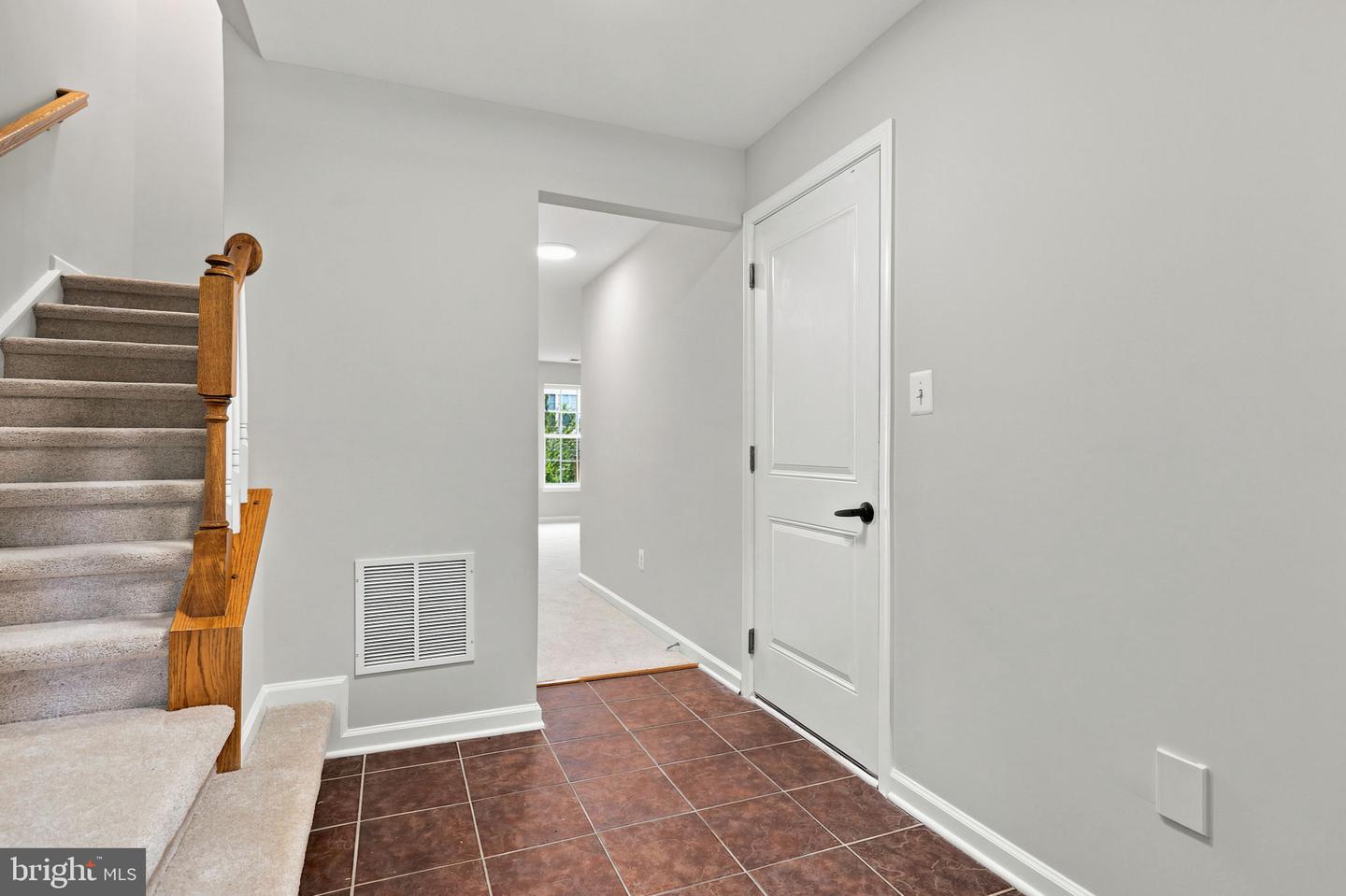 102 Argyle Ct Property Photo 39