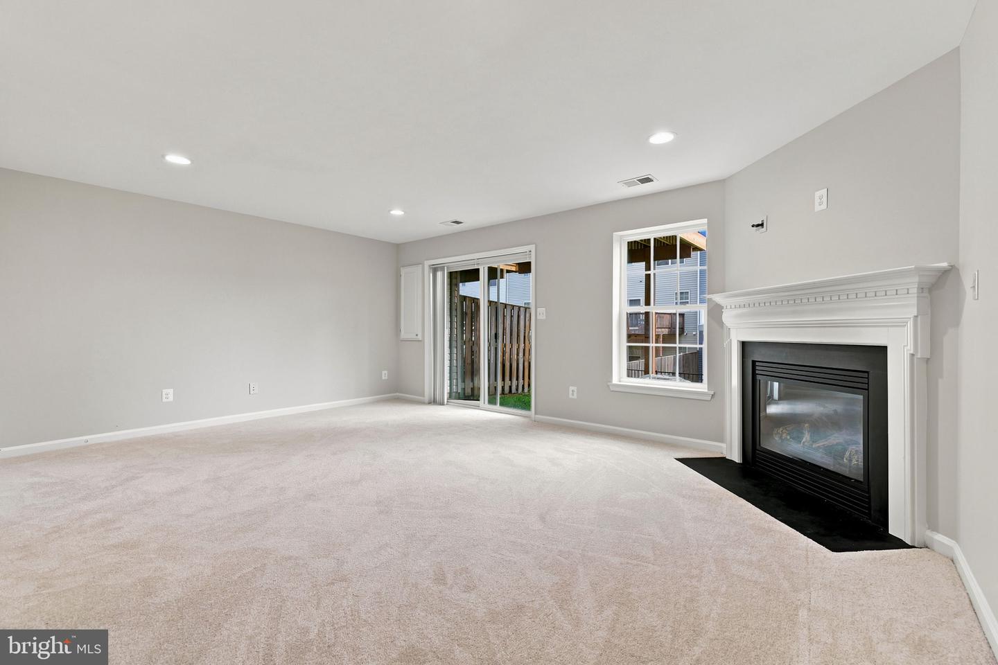 102 Argyle Ct Property Photo 40