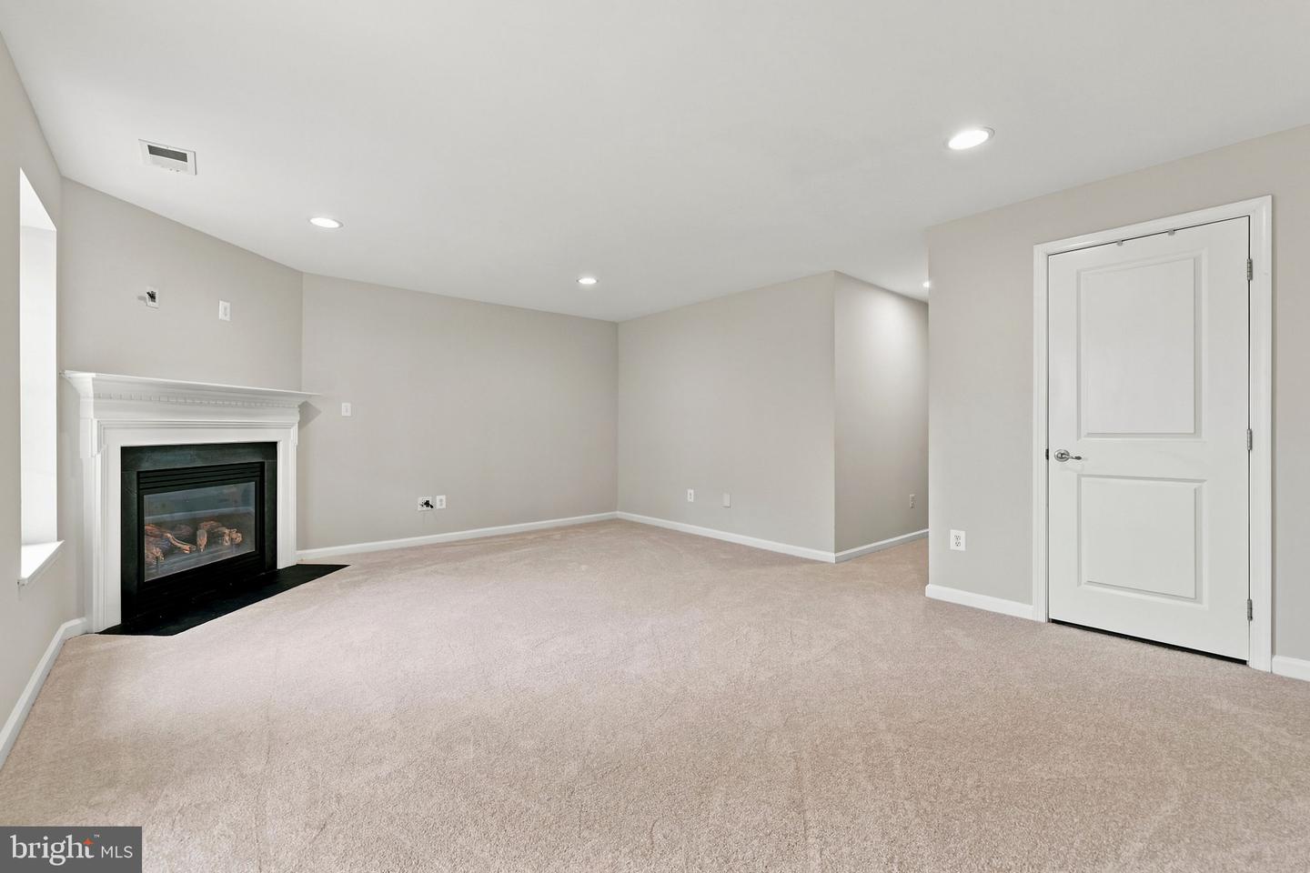 102 Argyle Ct Property Photo 41