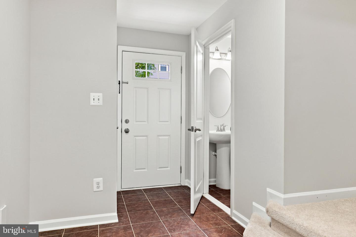 102 Argyle Ct Property Photo 47