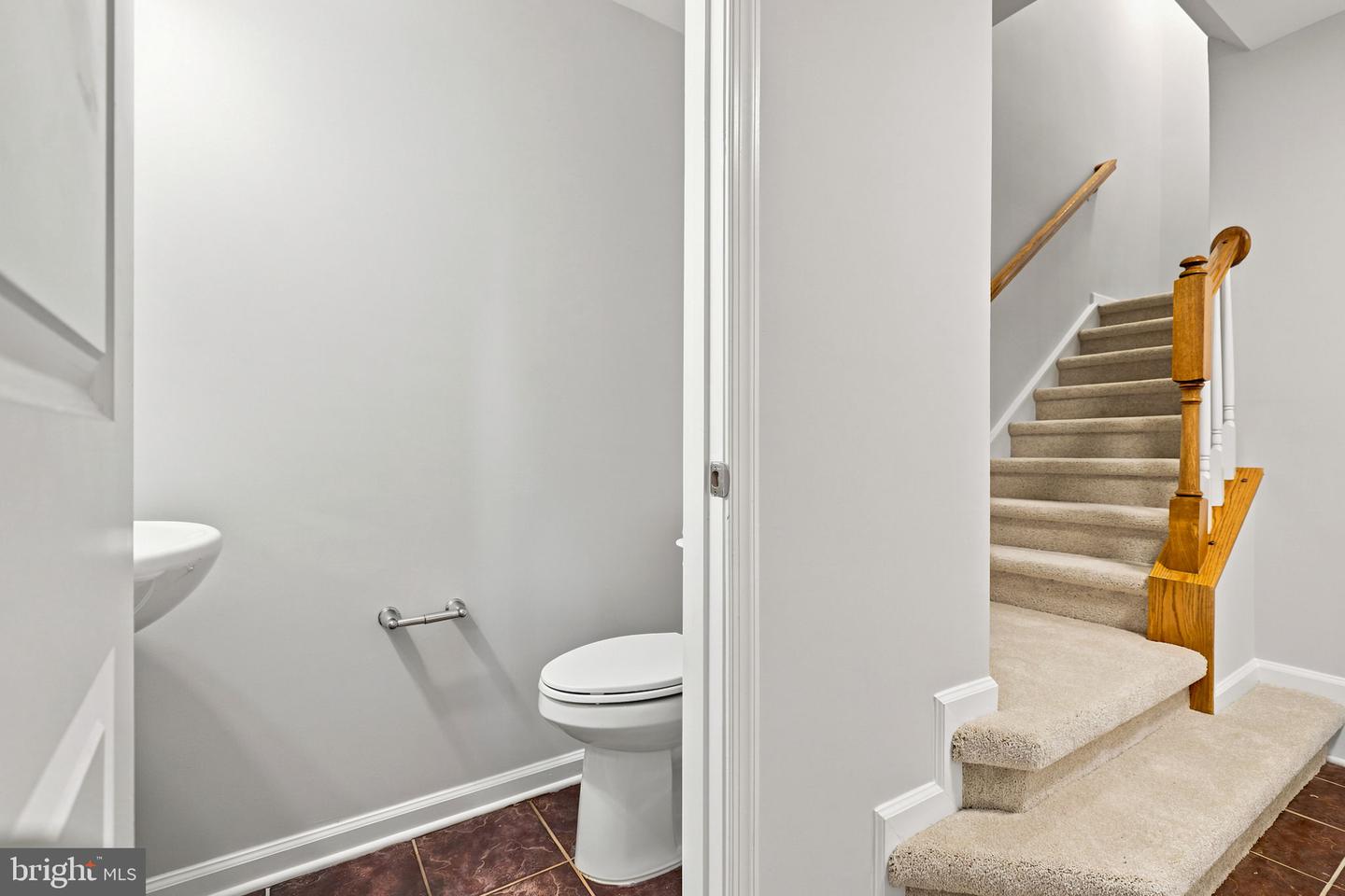 102 Argyle Ct Property Photo 48