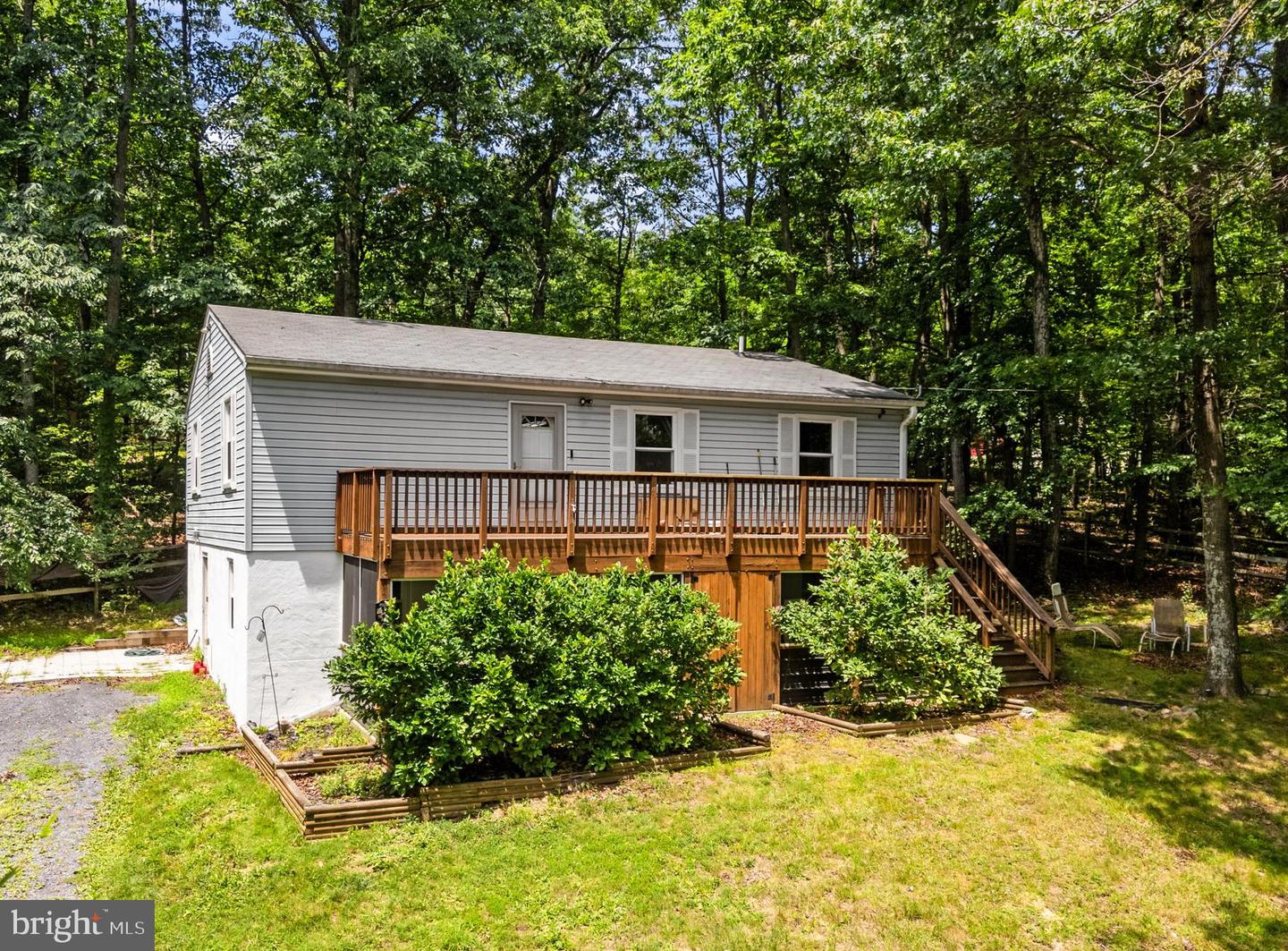 111 Geronimo Trl Property Photo 2