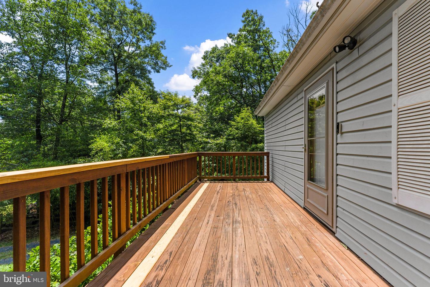 111 Geronimo Trl Property Photo 5