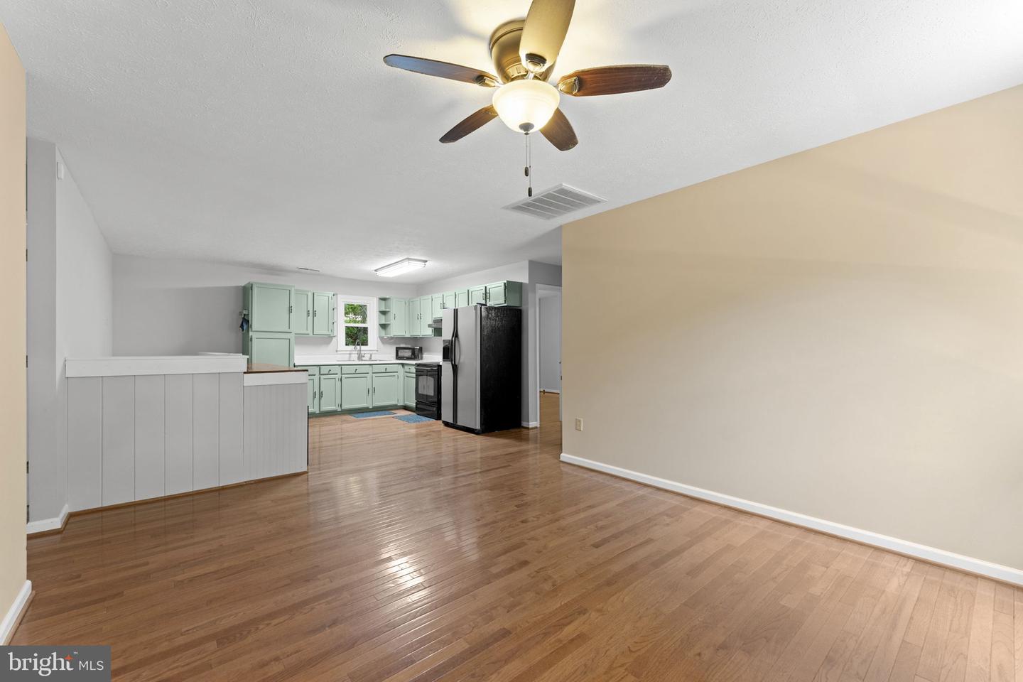 111 Geronimo Trl Property Photo 6