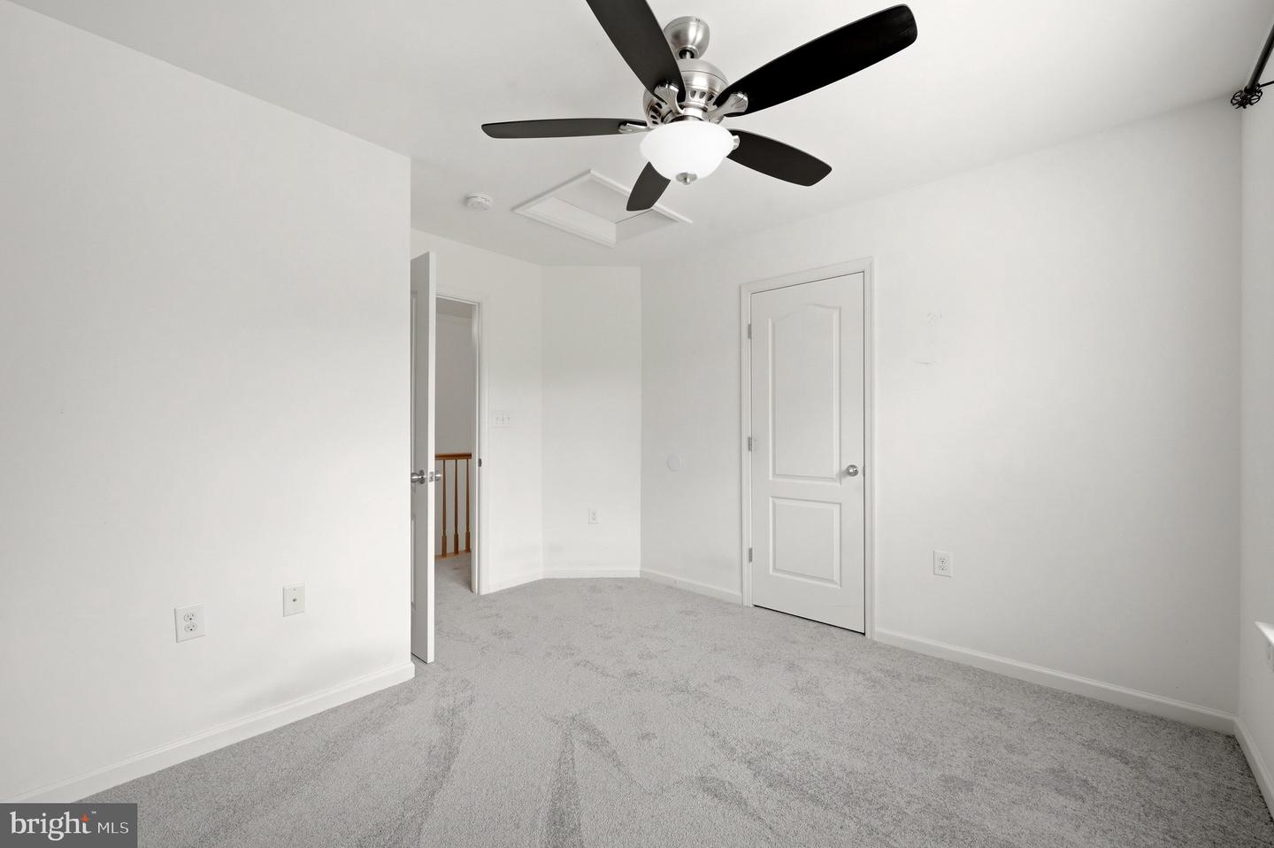 210 Woods Dr Property Photo 39