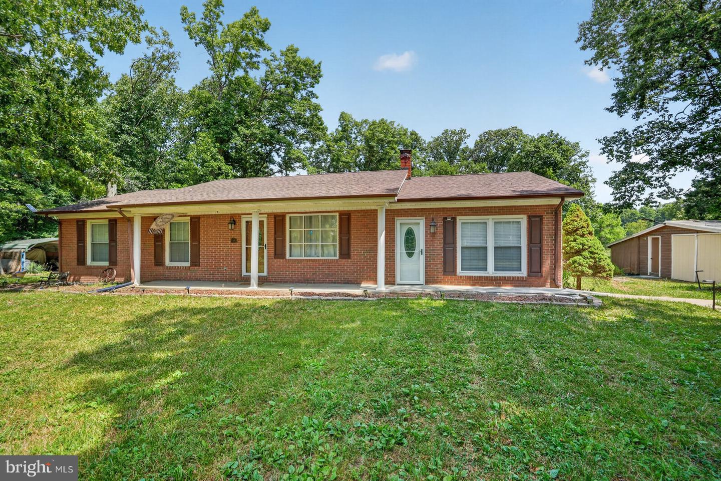 313 Knight Dr Property Photo 4