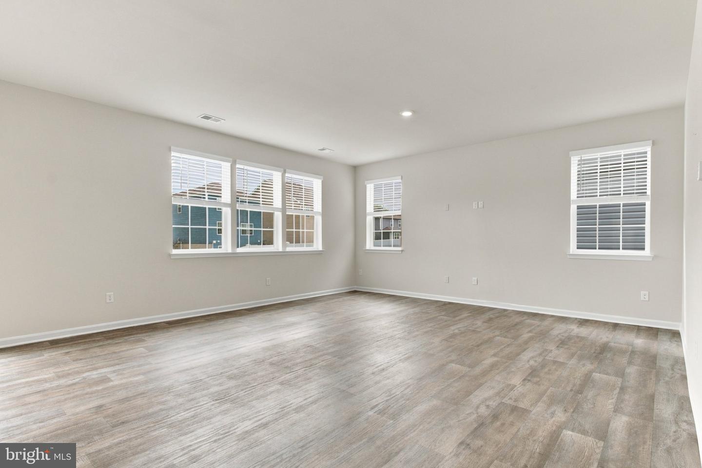124 Clerkenwell Property Photo 3