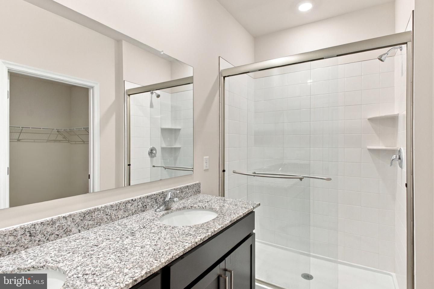 124 Clerkenwell Property Photo 33
