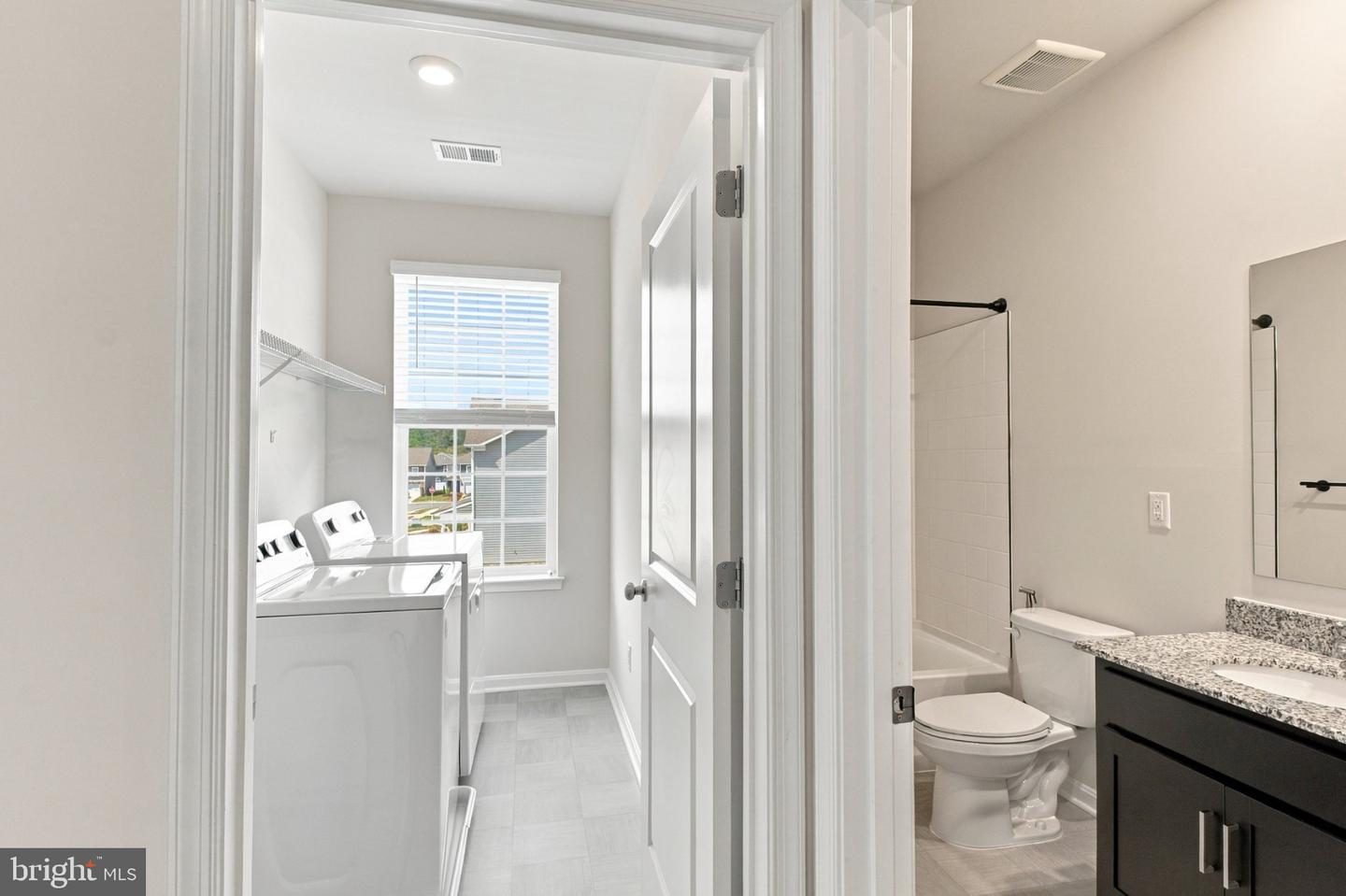 124 Clerkenwell Property Photo 44