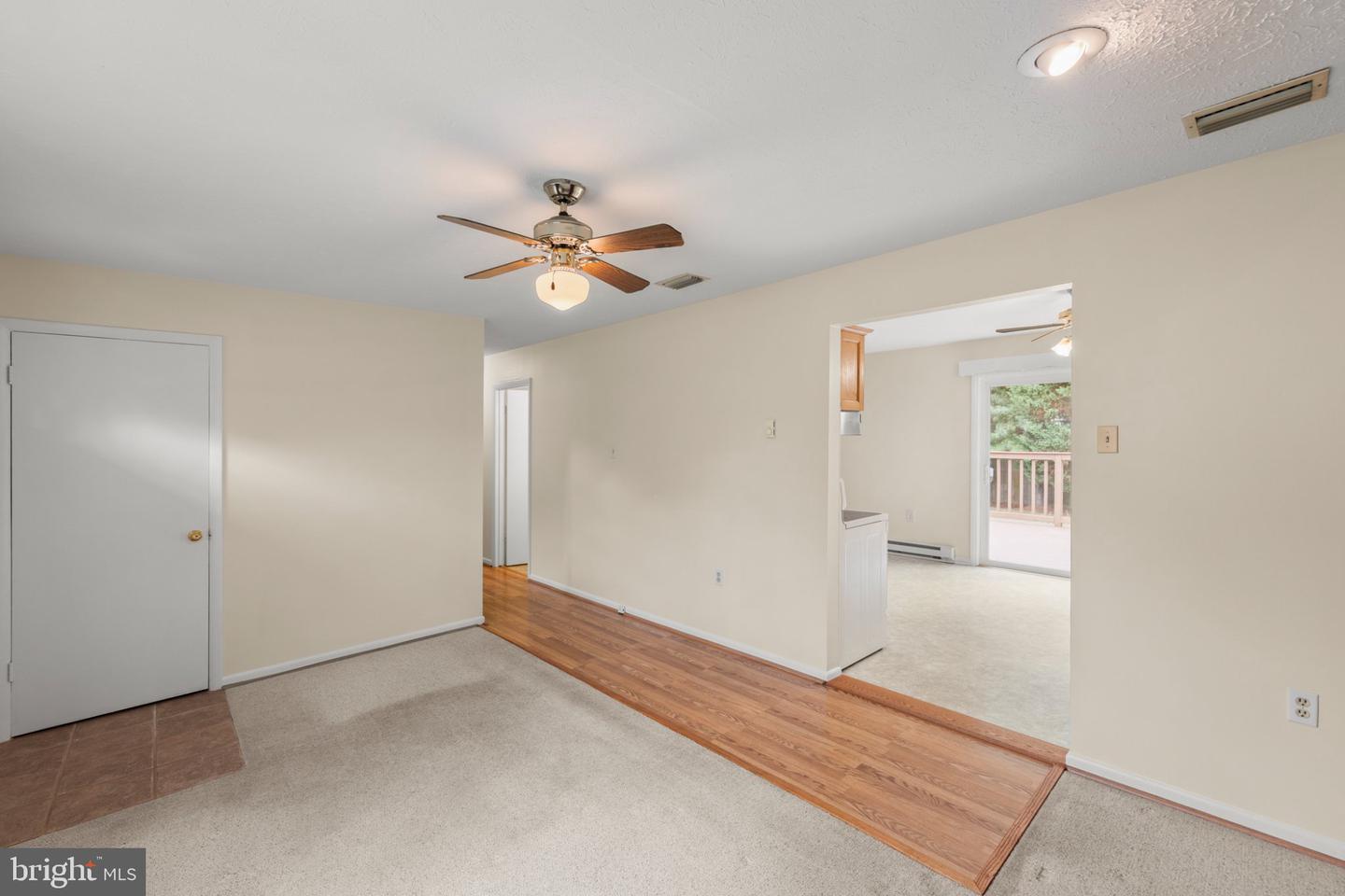 111 Huntcrest Cir Property Photo 5