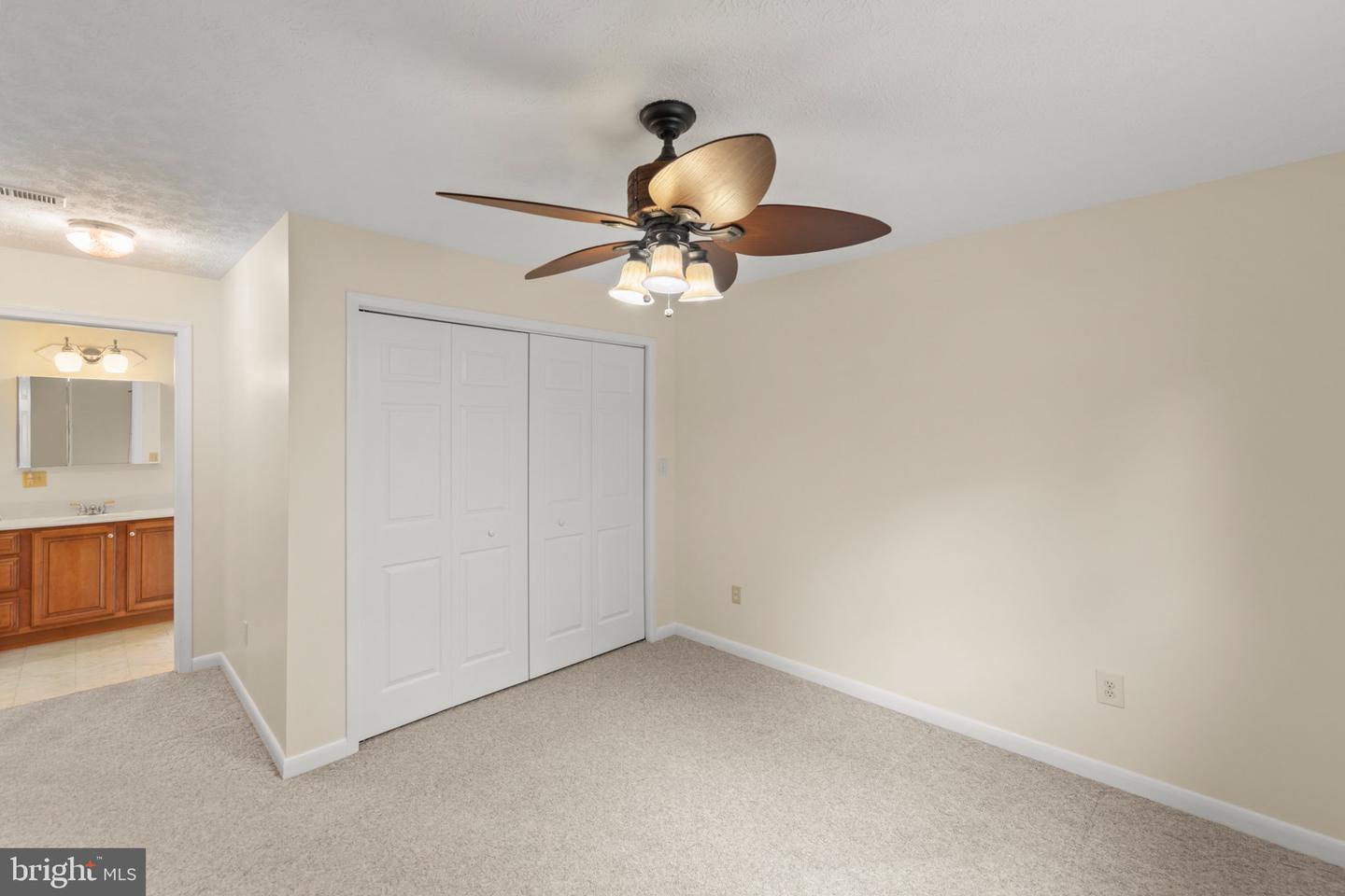 111 Huntcrest Cir Property Photo 20