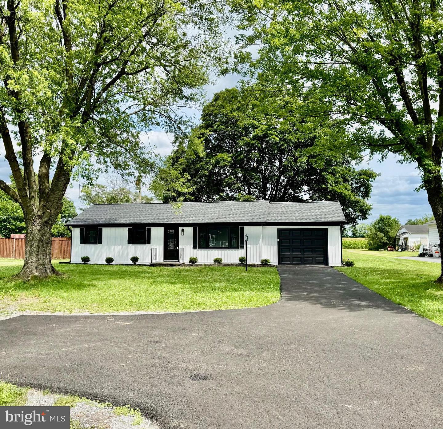 4400 Martinsburg Pike Property Photo 1