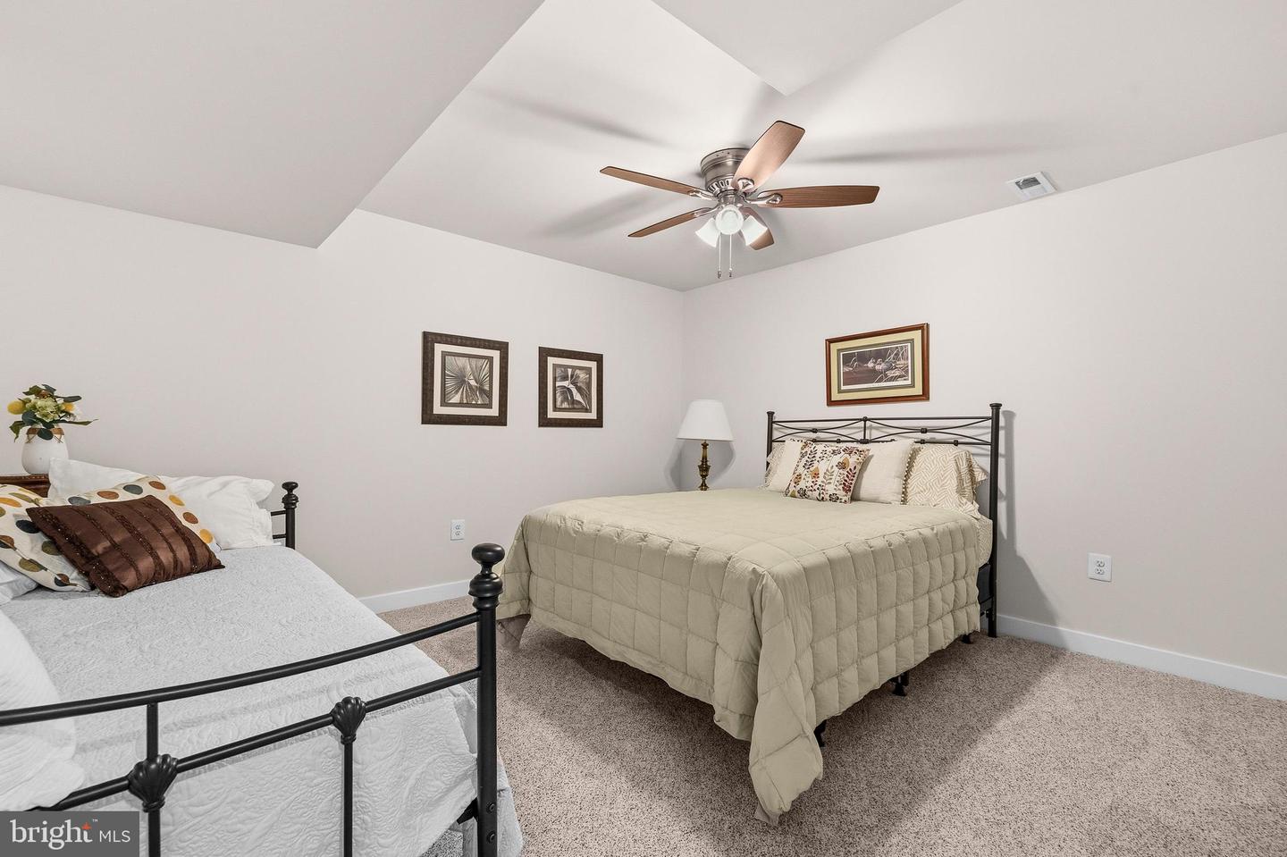 106 Fringetree Ct Property Photo 38