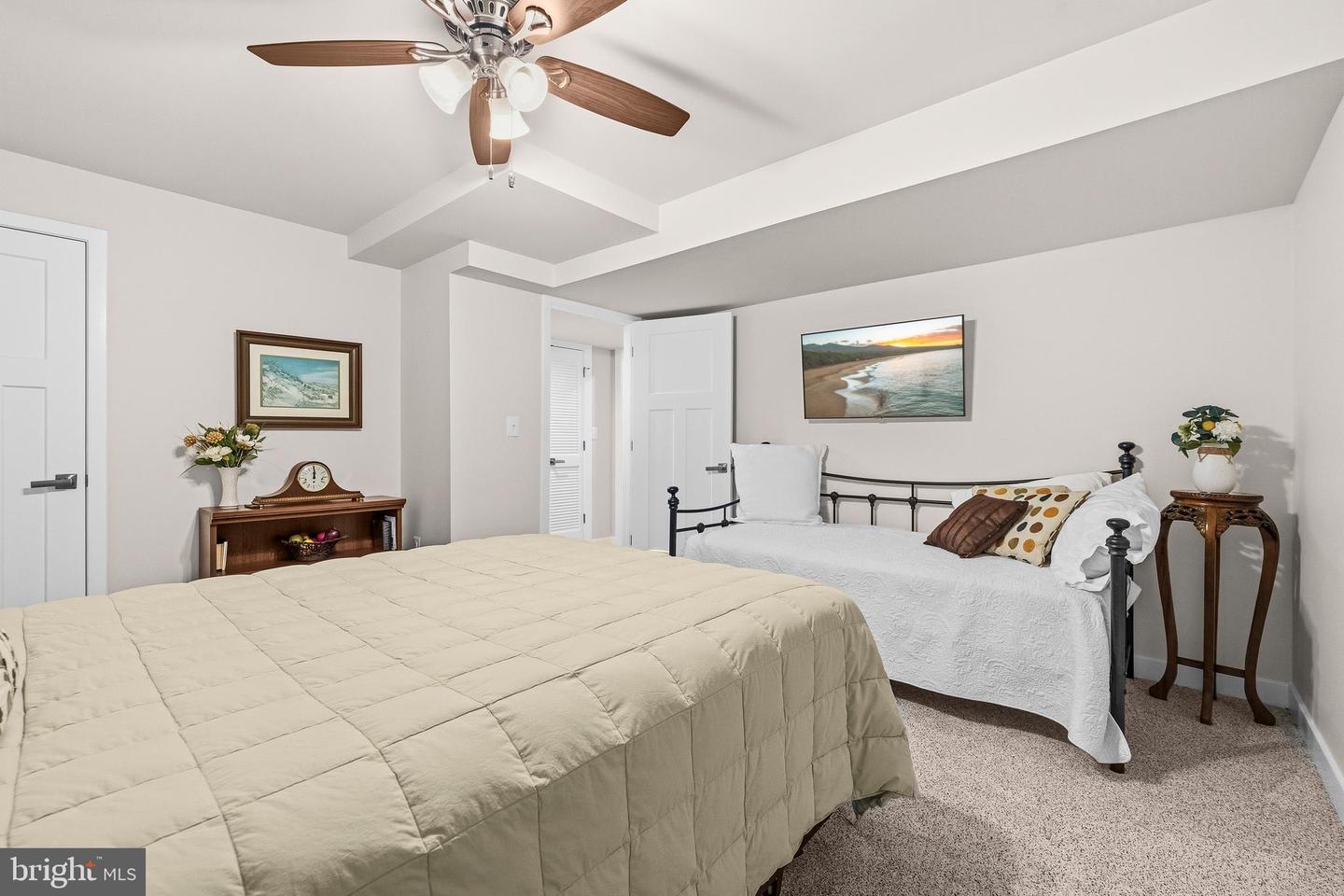 106 Fringetree Ct Property Photo 39