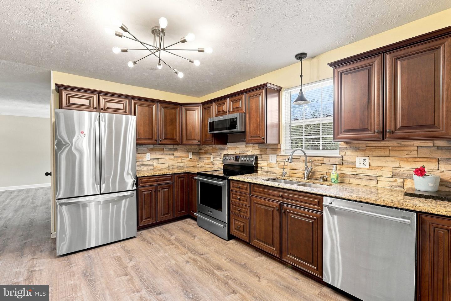 144 Morning Glory Property Photo 23