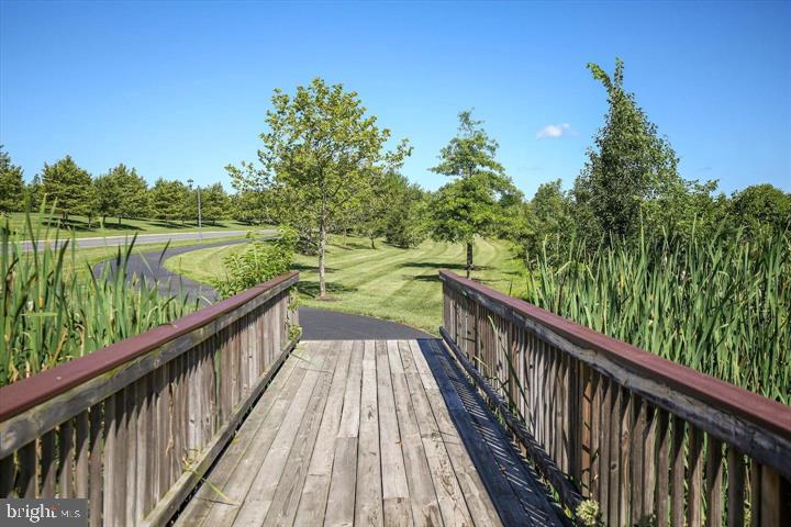 131 Farmhouse Ct Property Photo 57