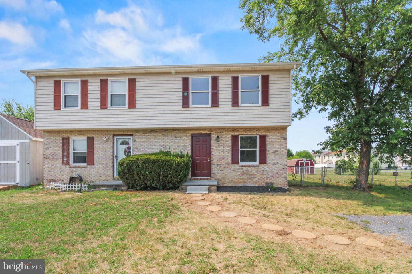 116 POCONO PL