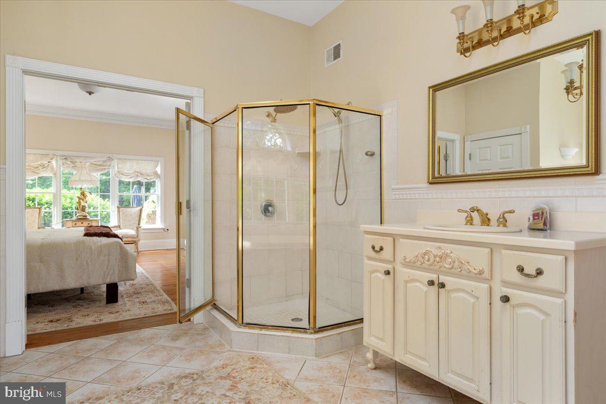 450 Green Spring Rd Property Photo 12