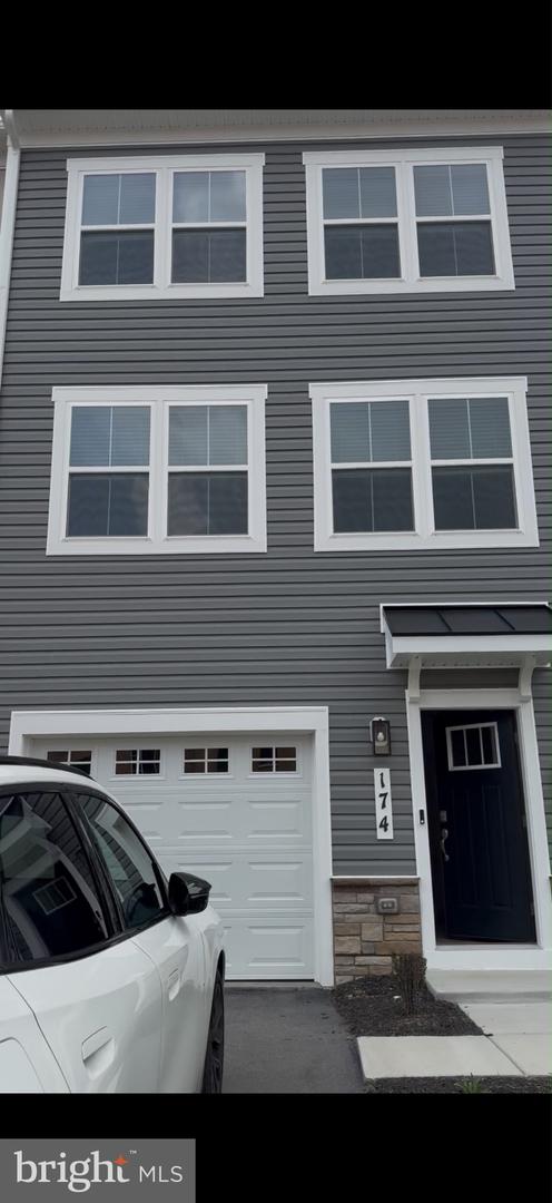 174 Sioux Loop Property Photo 1