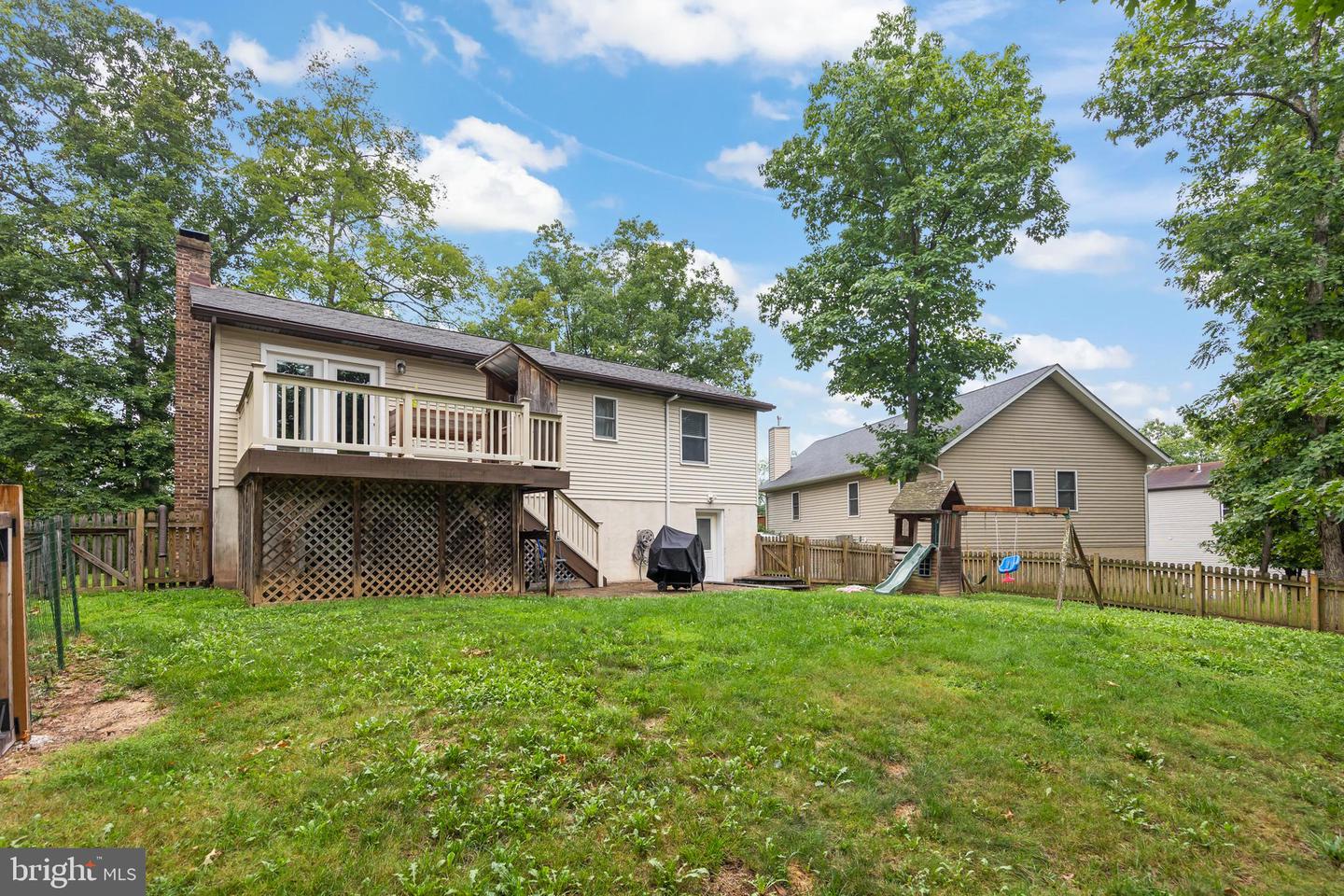 1226 Lakeview Dr Property Photo 6