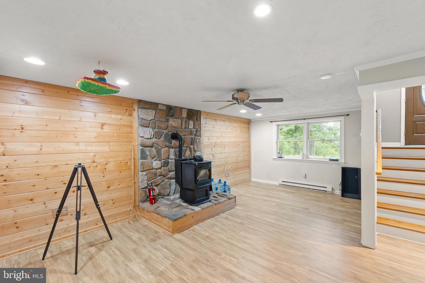 1226 Lakeview Dr Property Photo 39