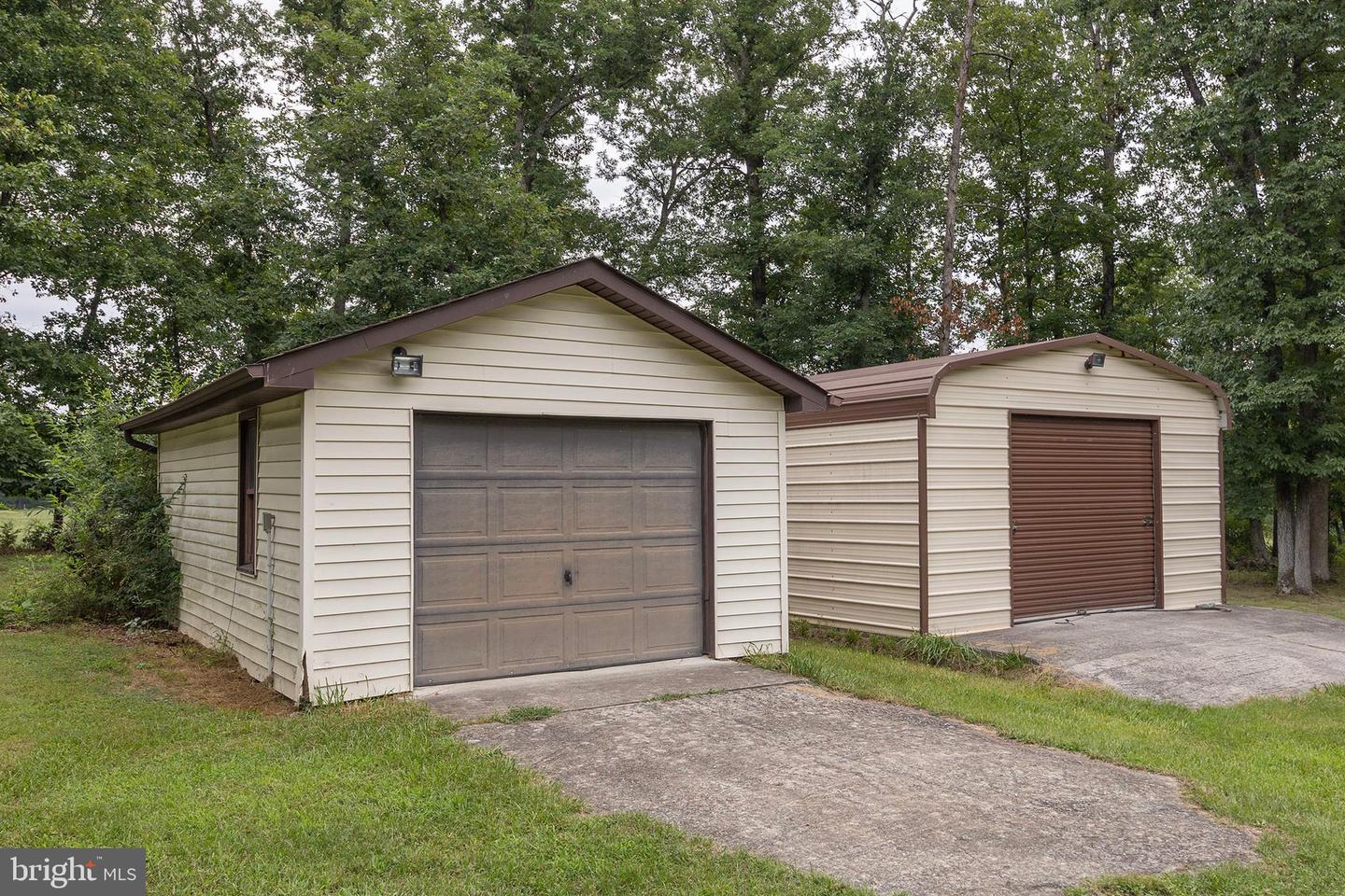 180 Hartsell Ln Property Photo 4