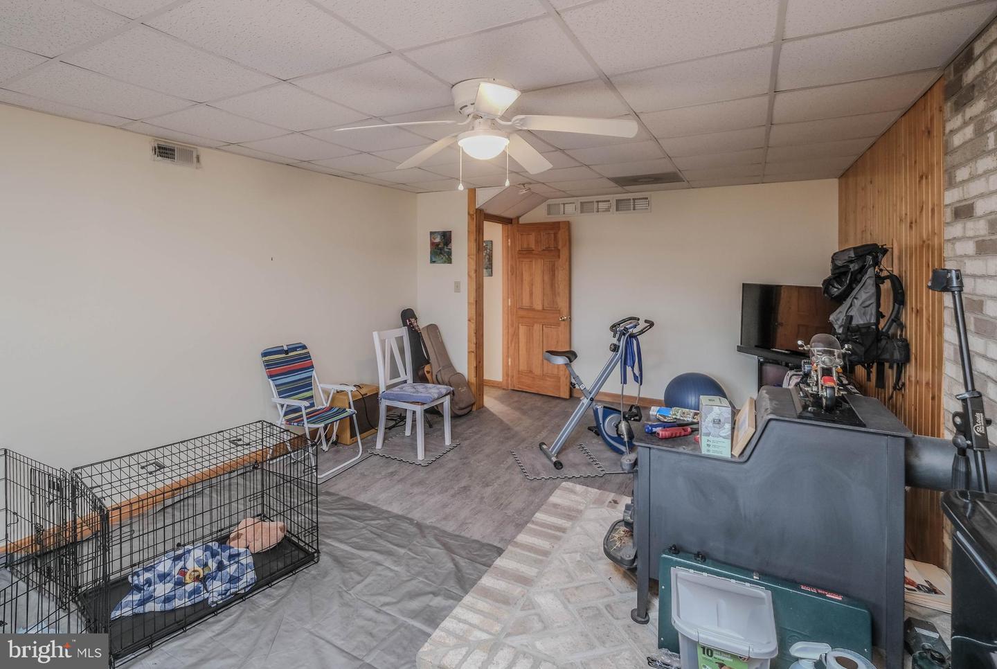 642 Paddys Run Rd Property Photo 56