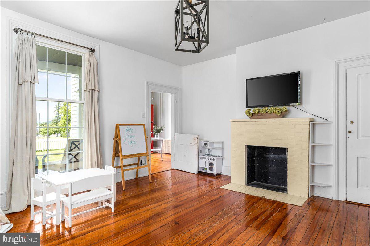 2239 Sixth St Property Photo 18