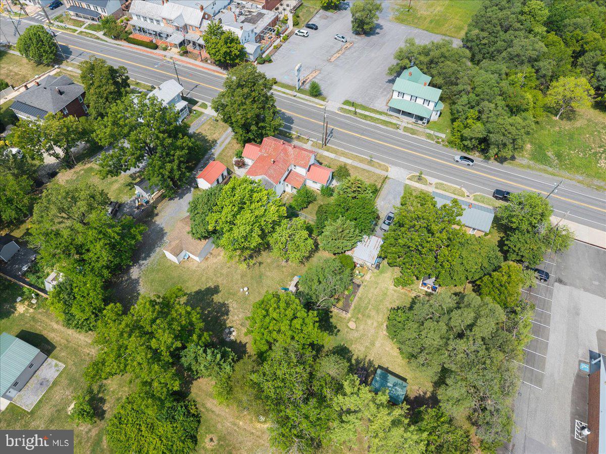 7760 Main St Property Photo 8