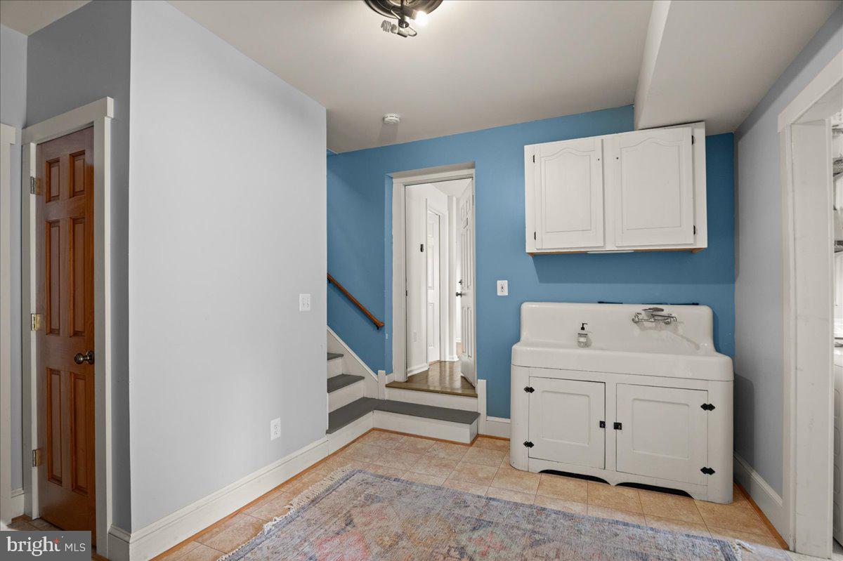 7760 Main St Property Photo 27