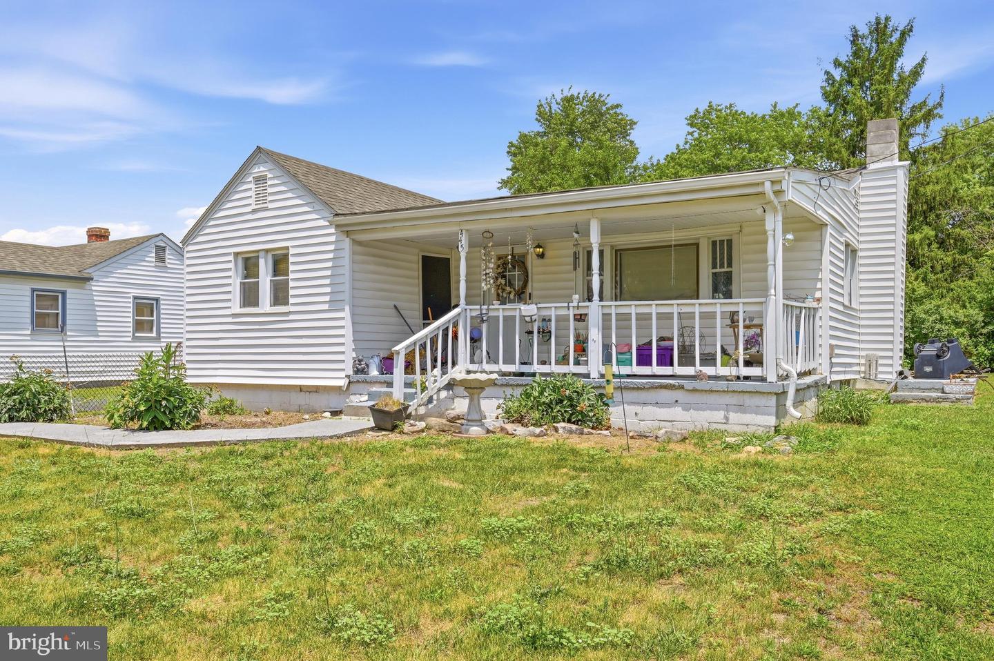 437 Property Photo 6