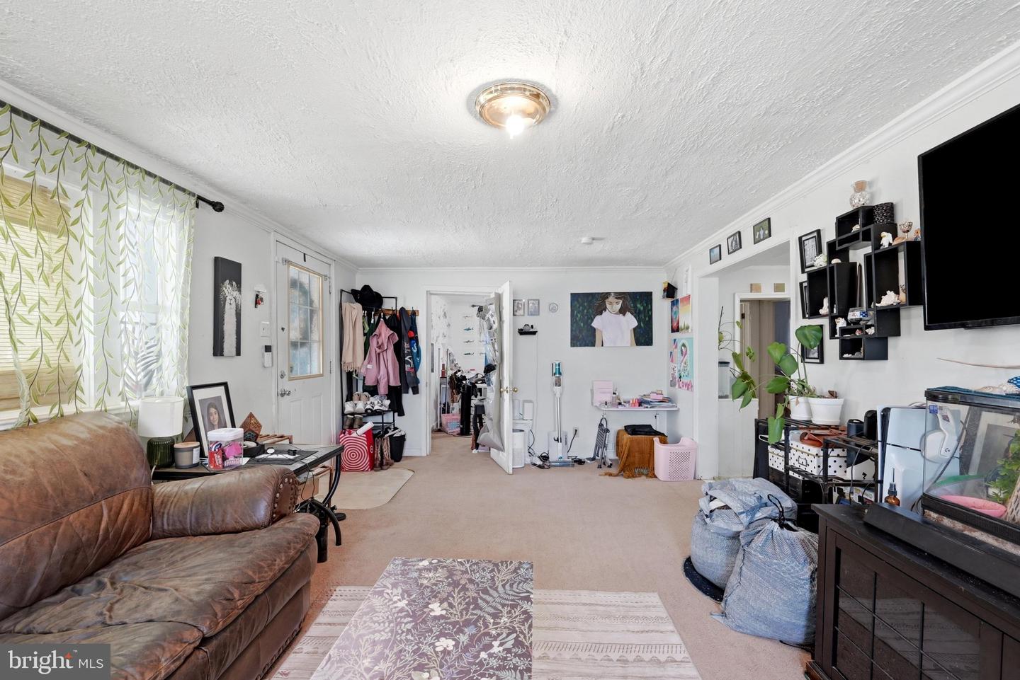 437 Property Photo 12