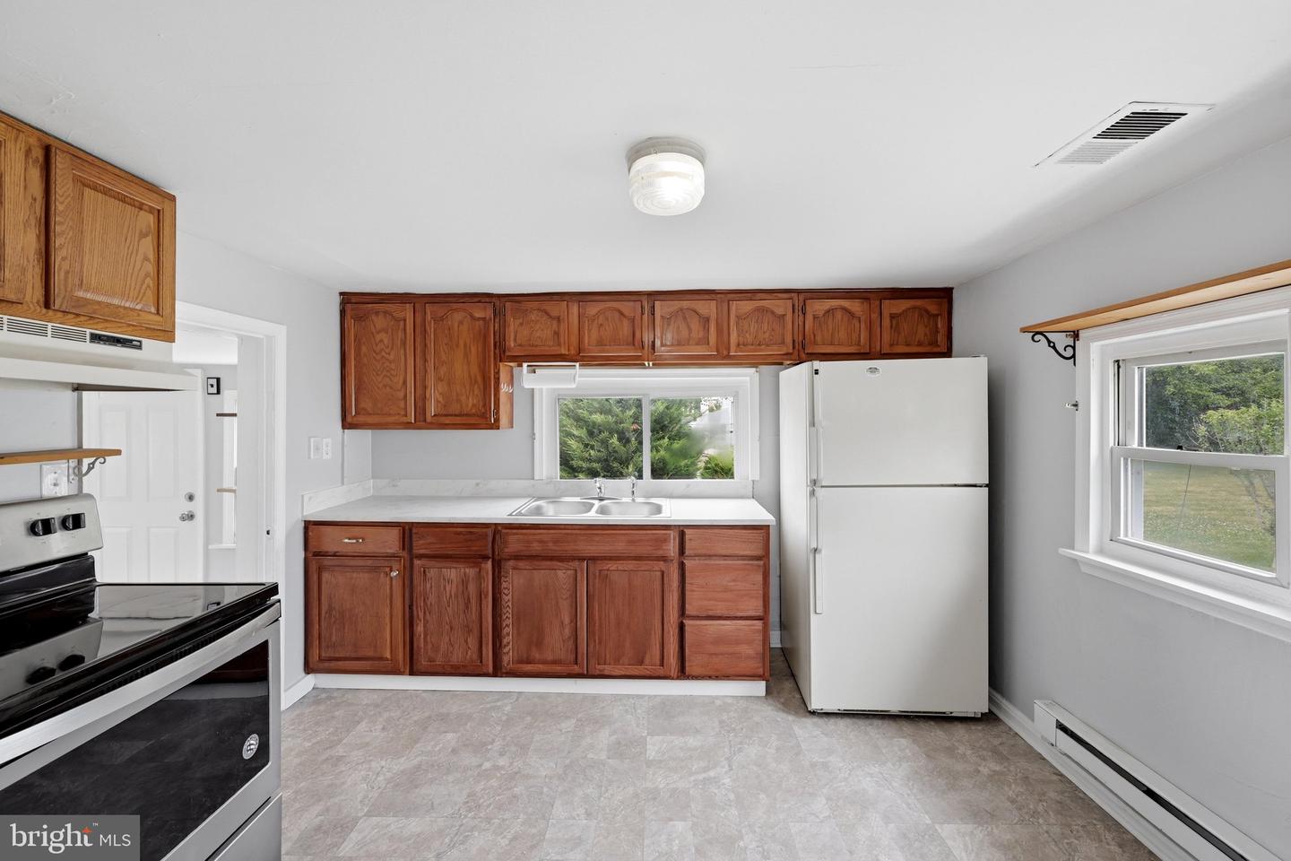 437 Property Photo 68