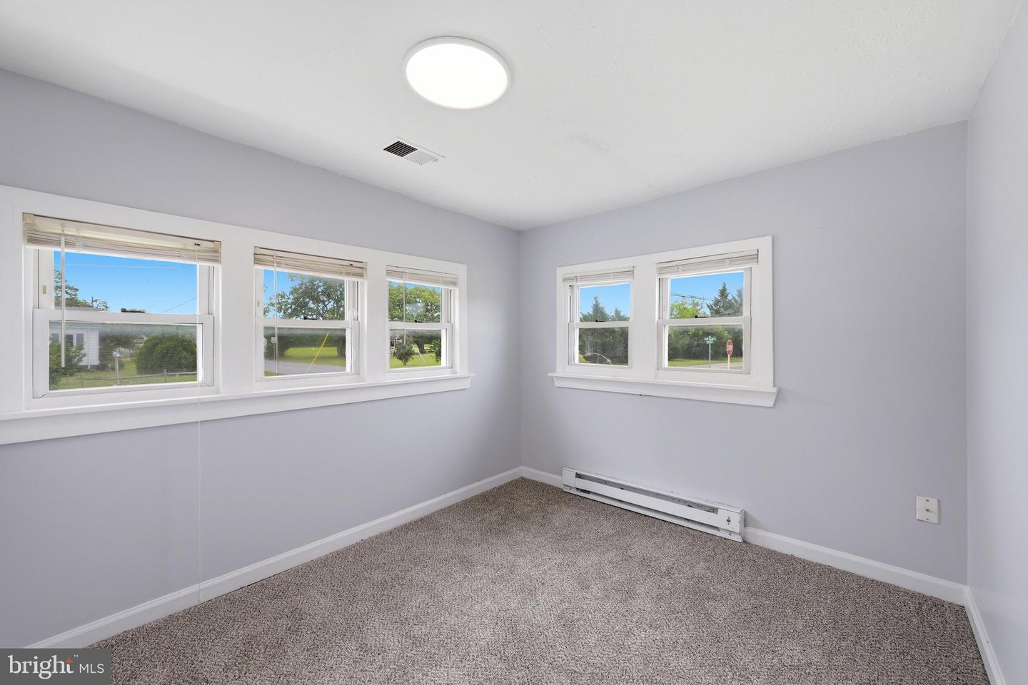 437 Property Photo 75