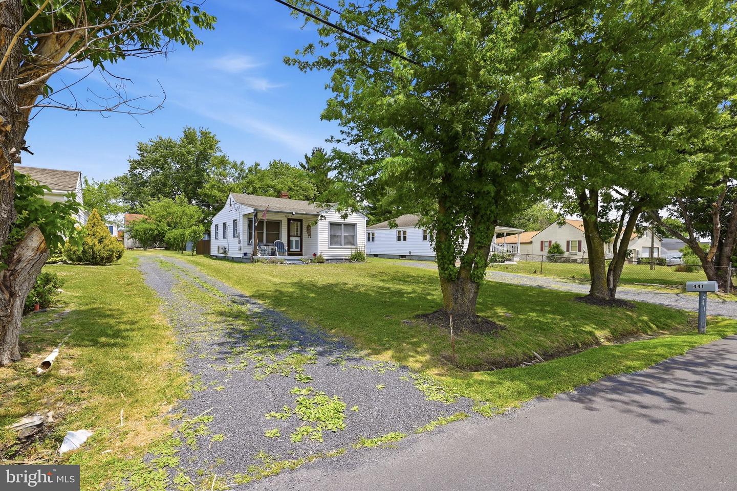 437 Property Photo 26