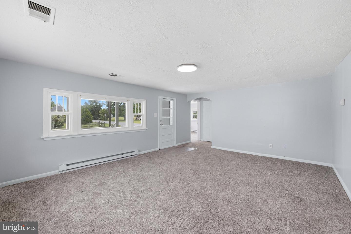 437 Property Photo 63