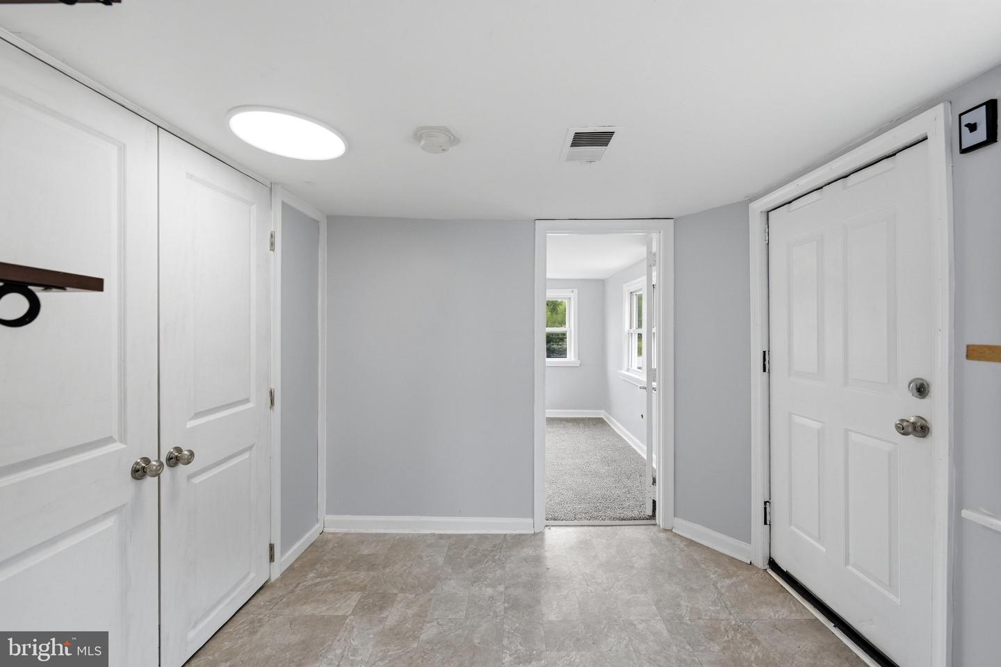 437 Property Photo 72