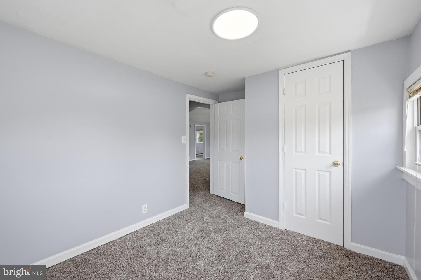 437 Property Photo 77