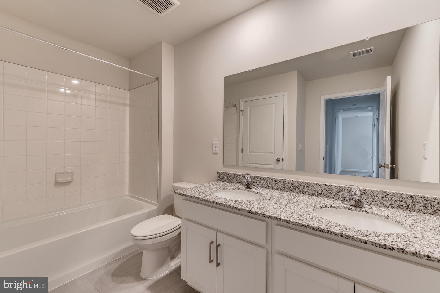 117 Grasmere St Property Photo 17