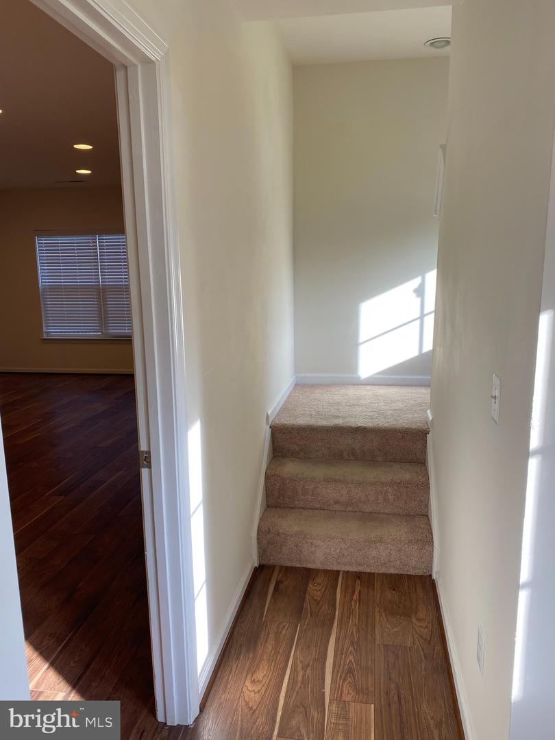 104 Brasstown Loop Property Photo 8