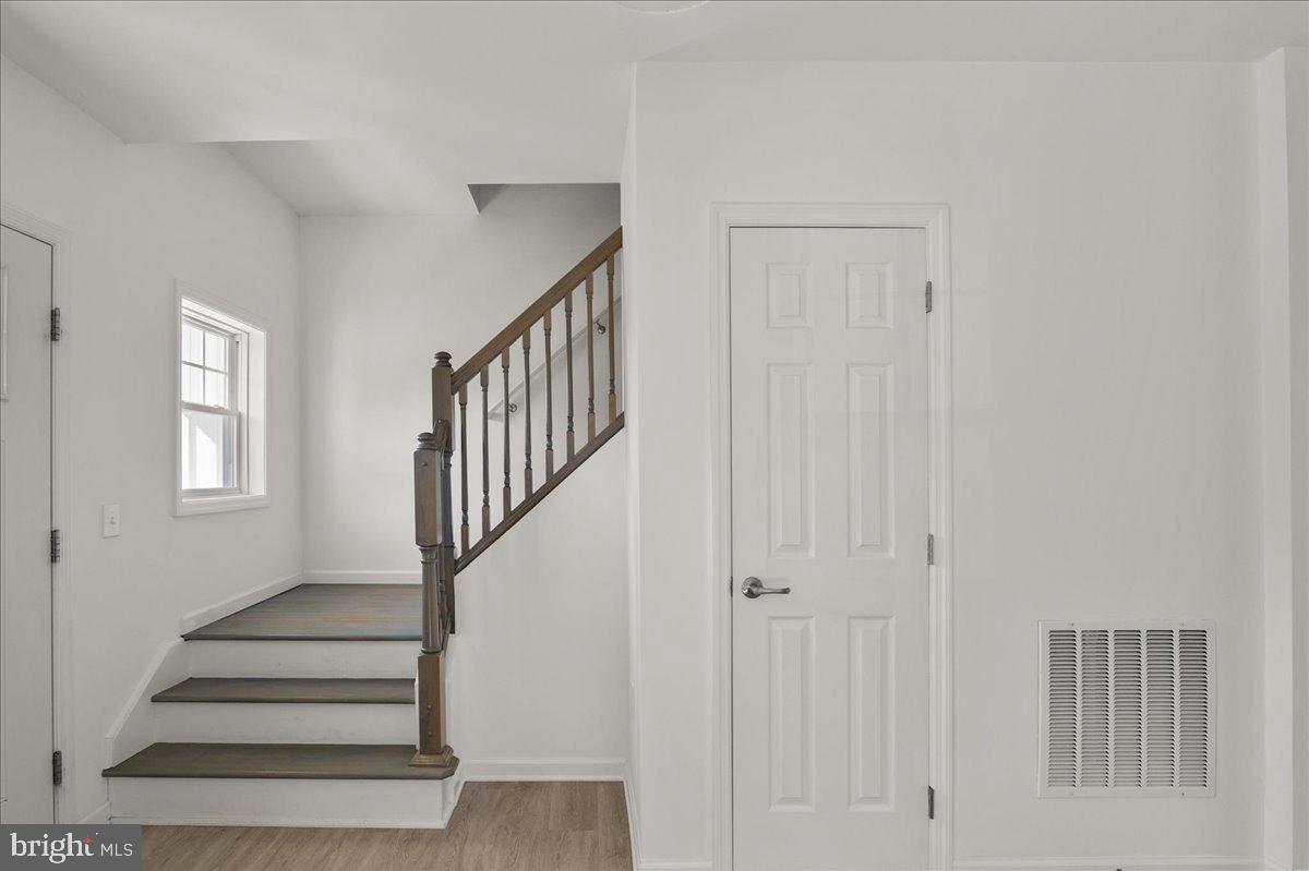 114 Meadow Way Property Photo 9