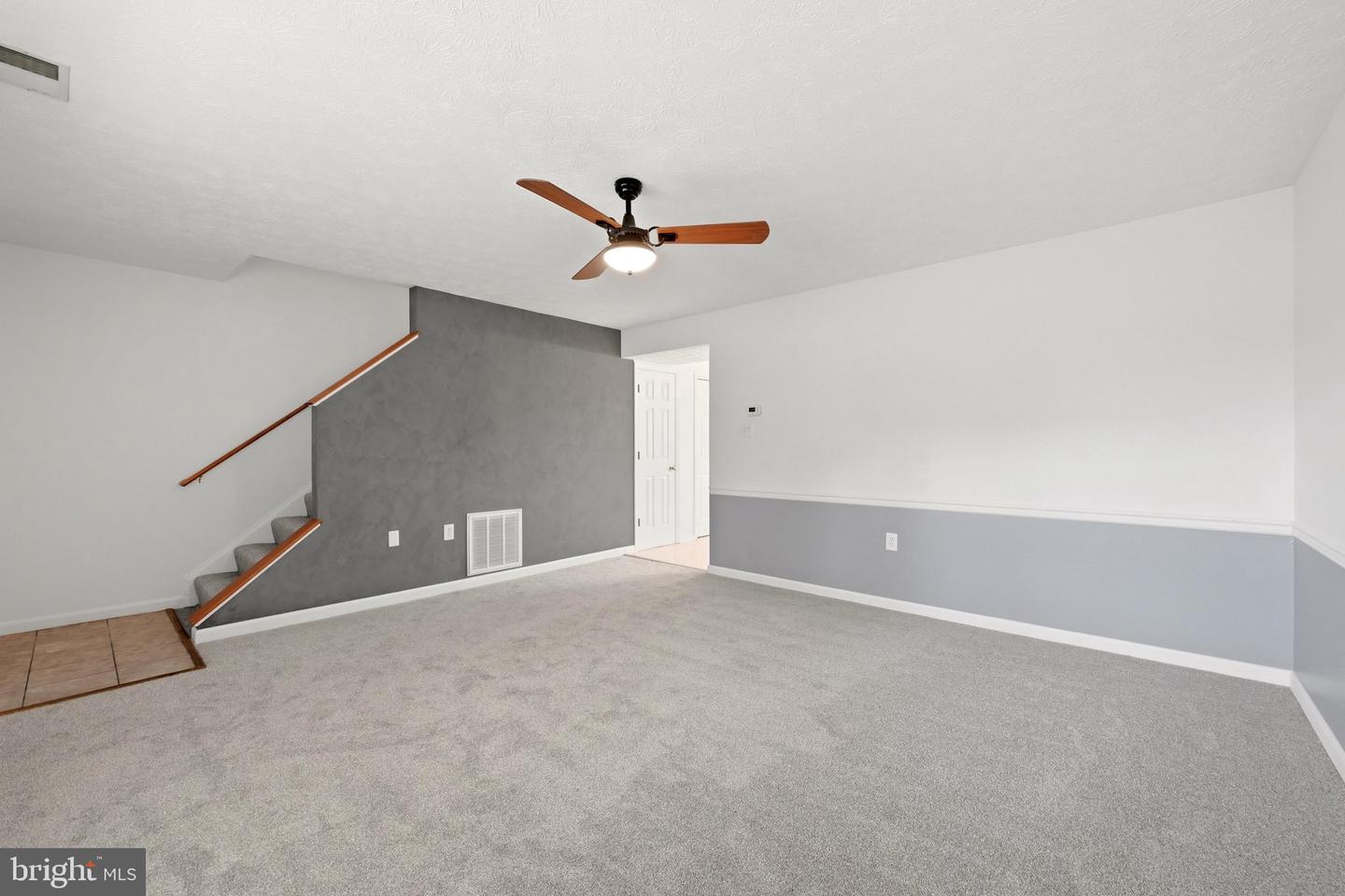 207 Banbury Ter Property Photo 10