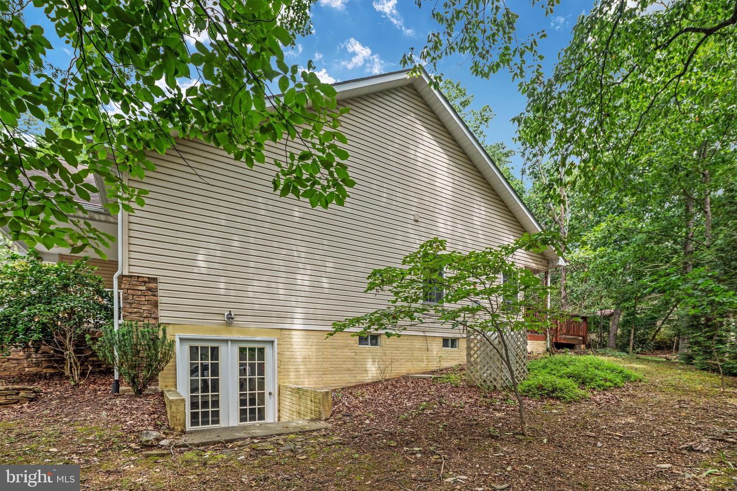 107 Sunset Cir Property Photo 8