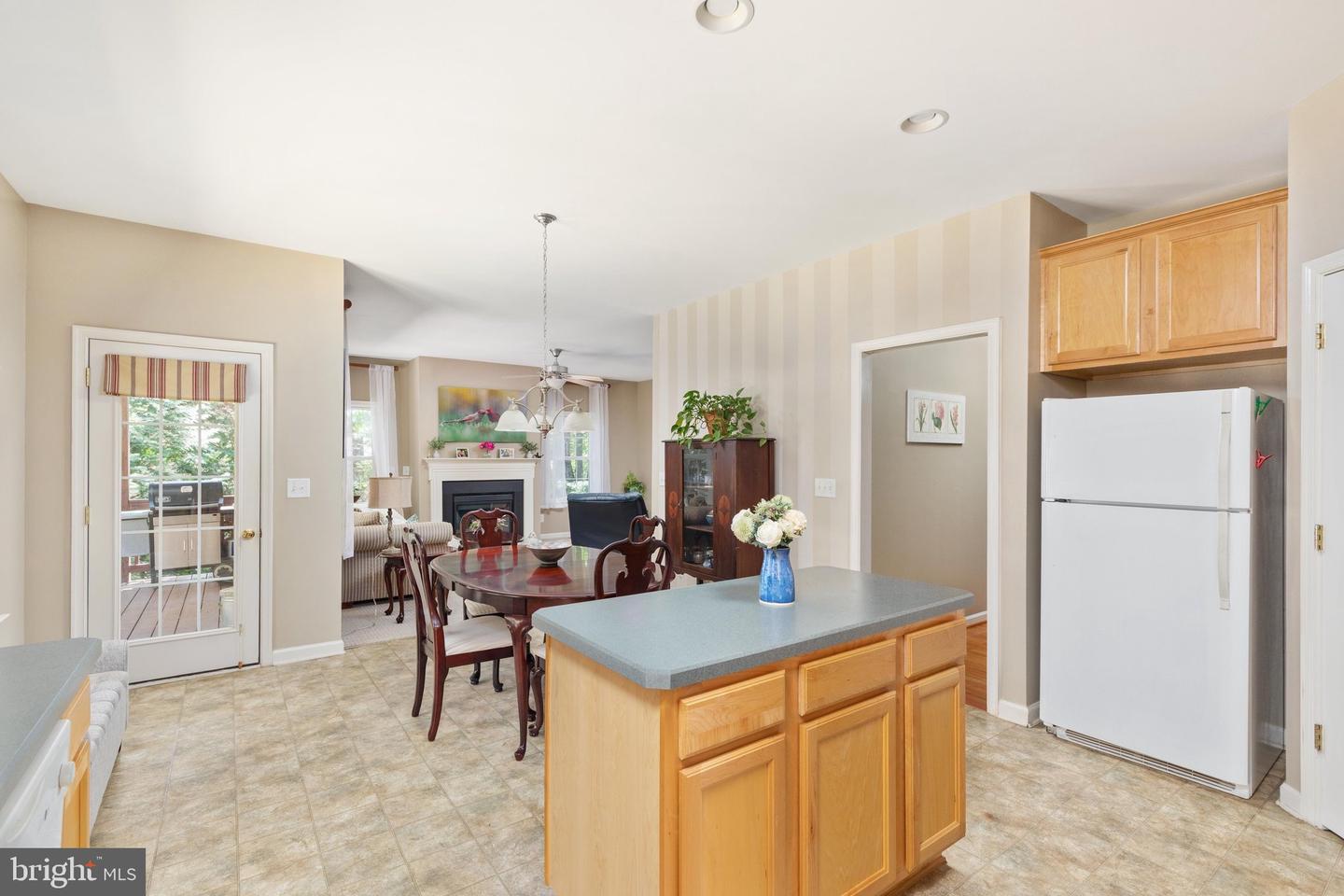107 Sunset Cir Property Photo 20