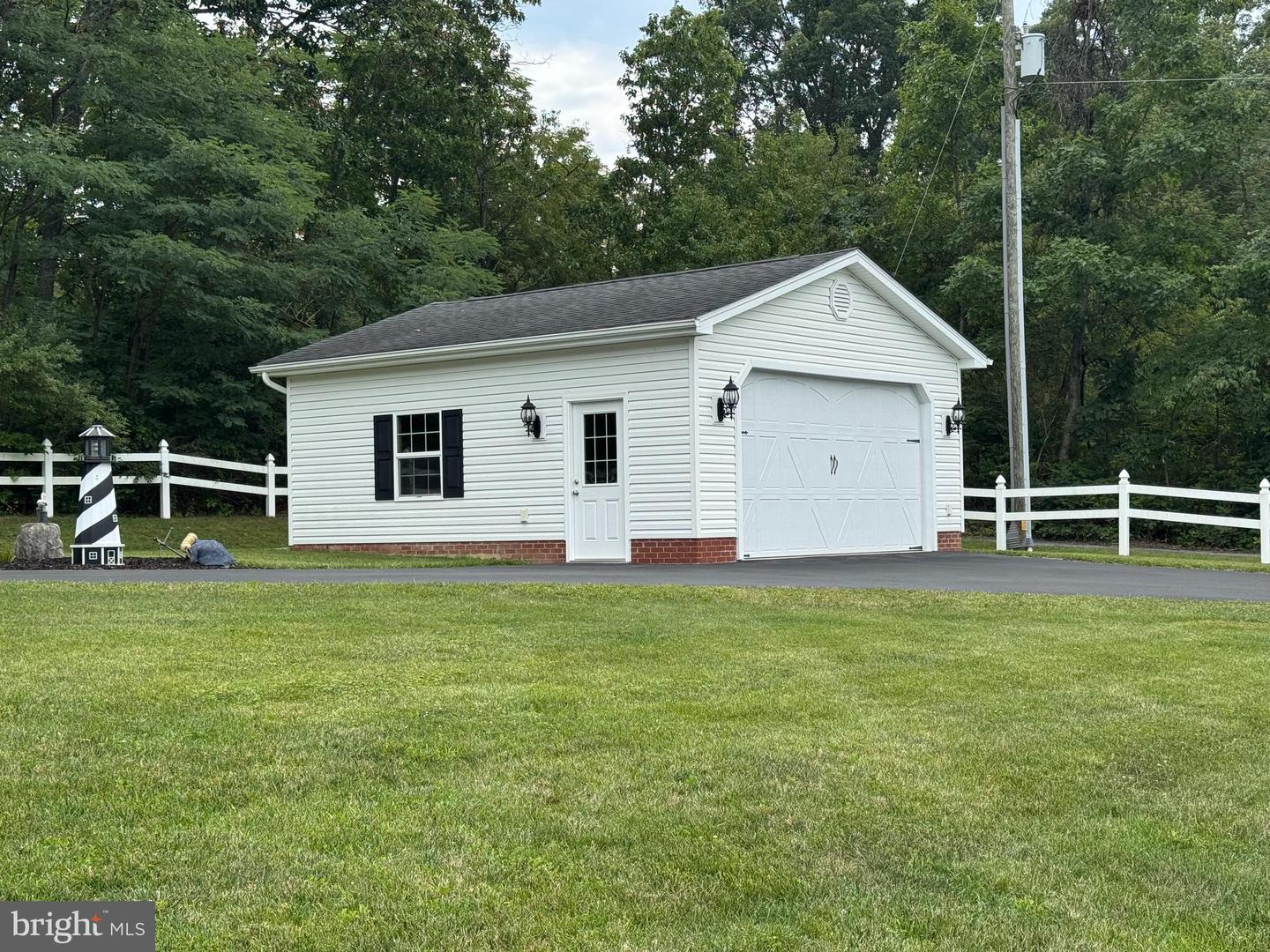 211 Marple Rd Property Photo 4