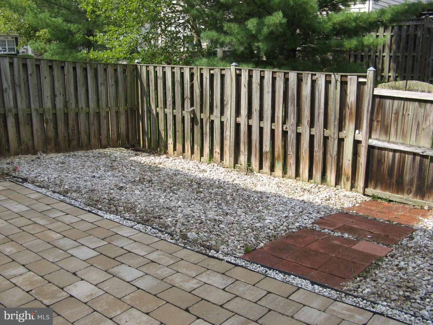 308 London Downs Cir Property Photo 21